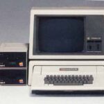 Apple II (1977)