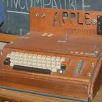 Apple I (1976)