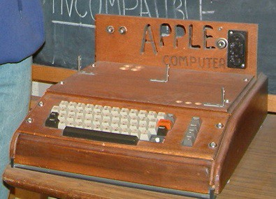 Apple I (1976)